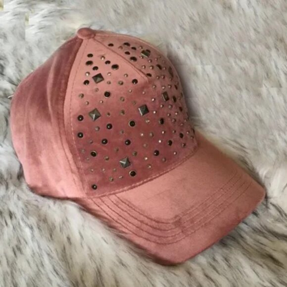 Rampage Velvet Stud Women's Baseball Cap NEW - Picture 2 of 7